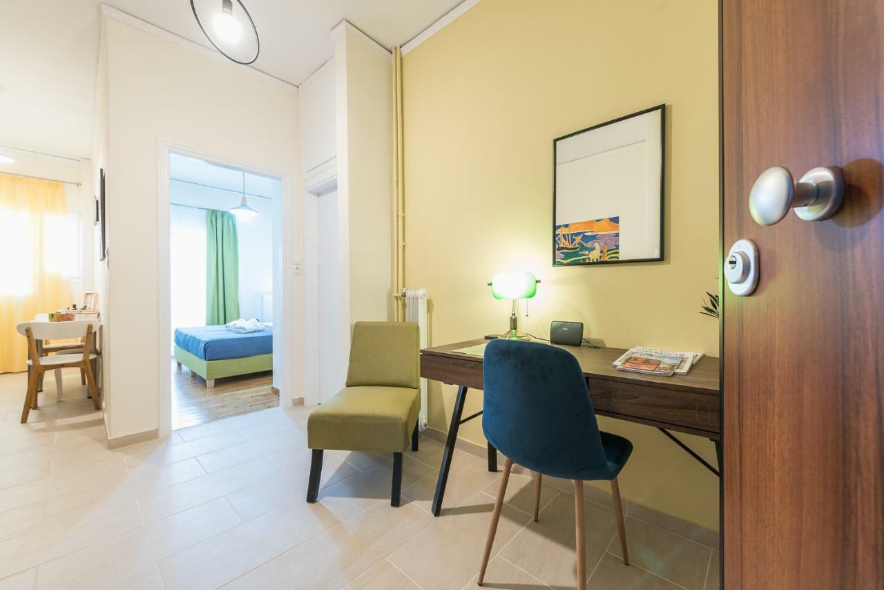 Stylish Kerameikos Apartment By Cloudkeys Athén Kültér fotó